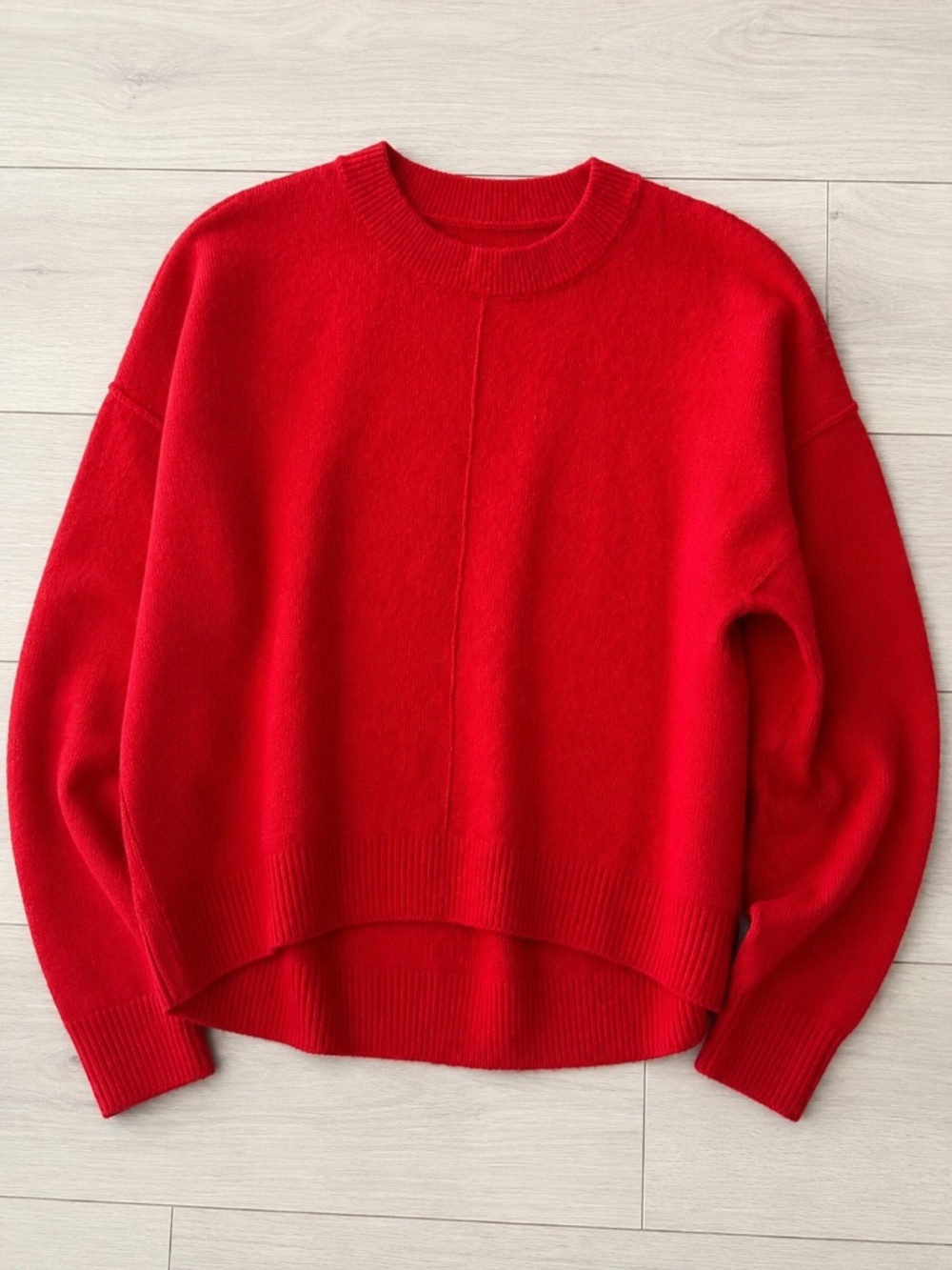 Vince Camuto Red Crewneck Sweater Size L Oversized High Low Hem